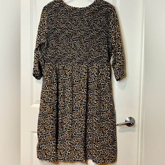 CW Classics Animal Print Smocked Bodice Midi Dress Size 2X  With 3/4 Sleeves EUC - Picture 6 of 6